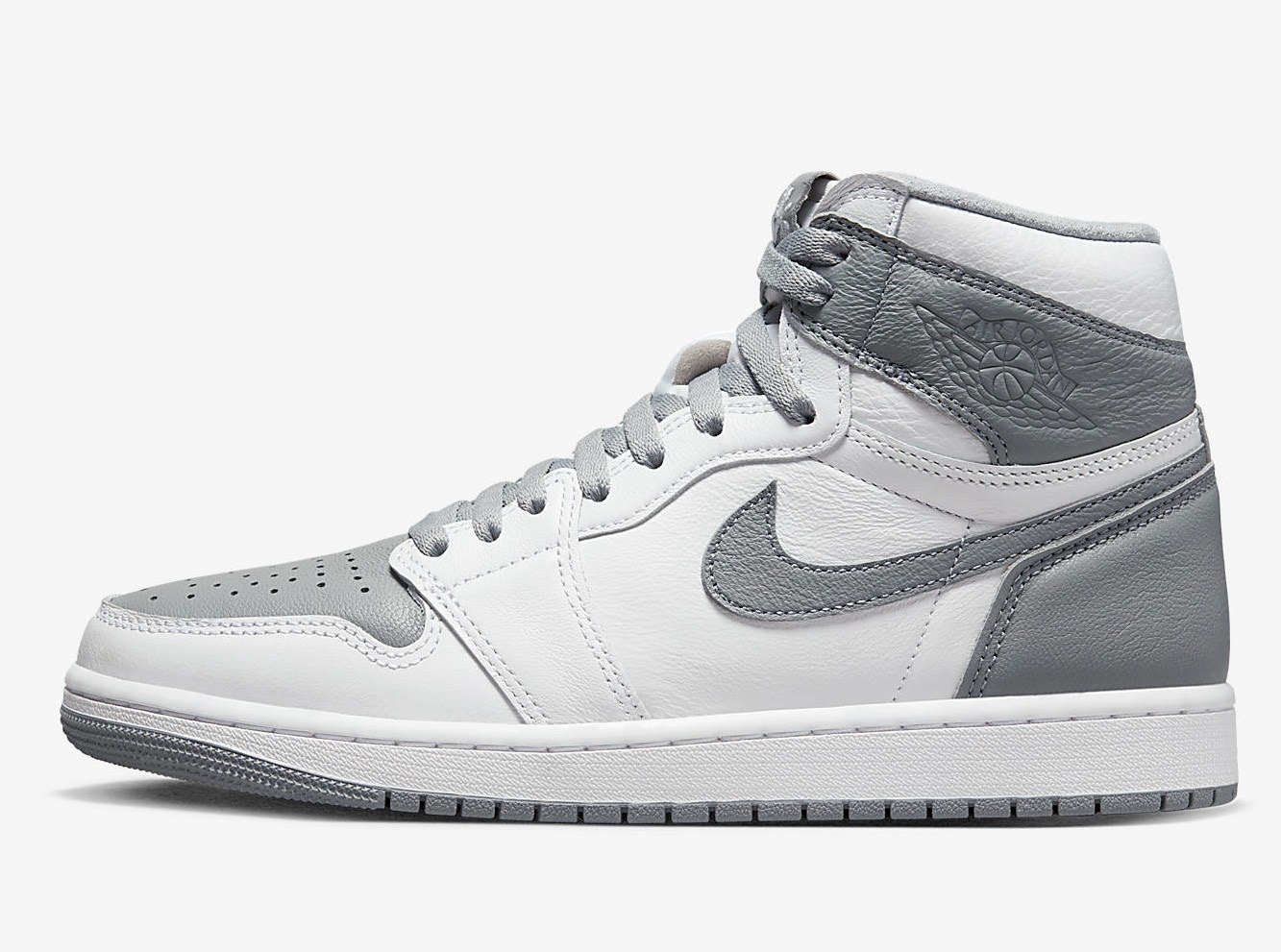 Jordan 1 Retro High OG Stealth